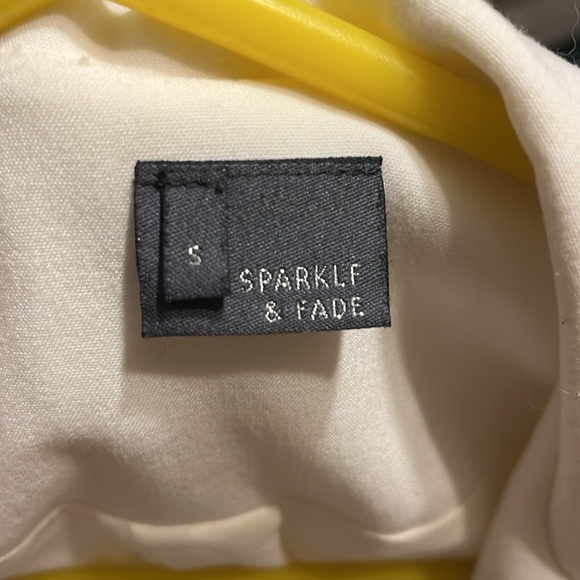 White (cream) blazer - Picture 5 of 11